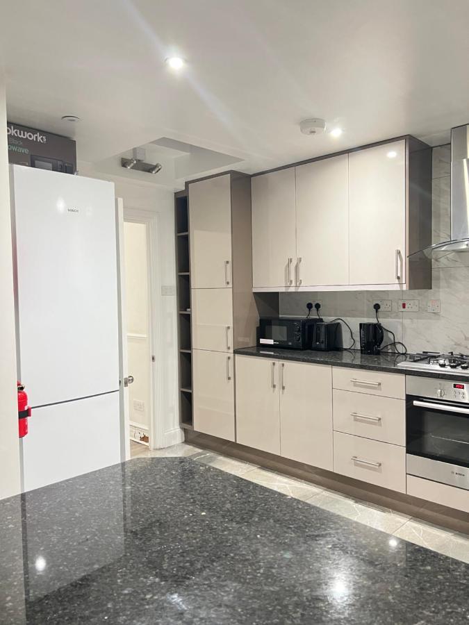 Stayeasy En-Suite London Exteriör bild